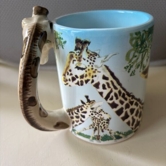 Vintage 1989 Five & Dime #4074 3D Whimsical Giraffes 14oz. Stoneware Coffee Mug - Picture 2 of 5